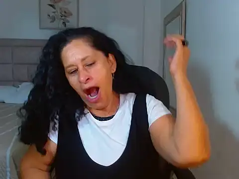 Snapshot of juanitaaxoox chatting on 21, 7, 2026 juanitaaxoox online show from 21, 7, 2026