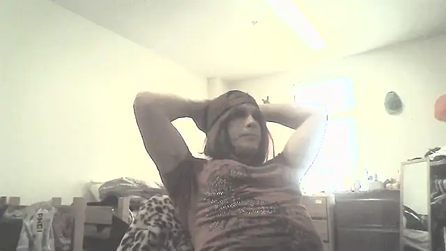 Snapshot of Karlie-Kross chatting on 22, 6, 2026 Karlie-Kross online show from 22, 6, 2026