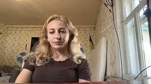 LisaBam online show from 19, 6, 2026