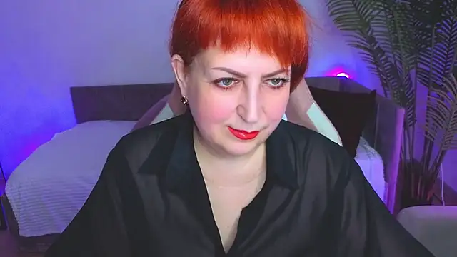 Joana Woods online show from 24, 6, 2026