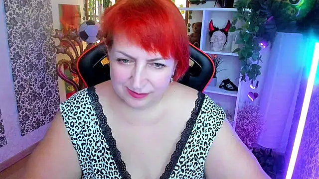 Joana Woods online show from 14, 7, 2026