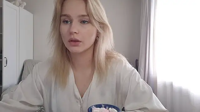 BloomMoon online show from 11, 7, 2026