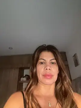 Valen Milf4u online show from 27, 6, 2026