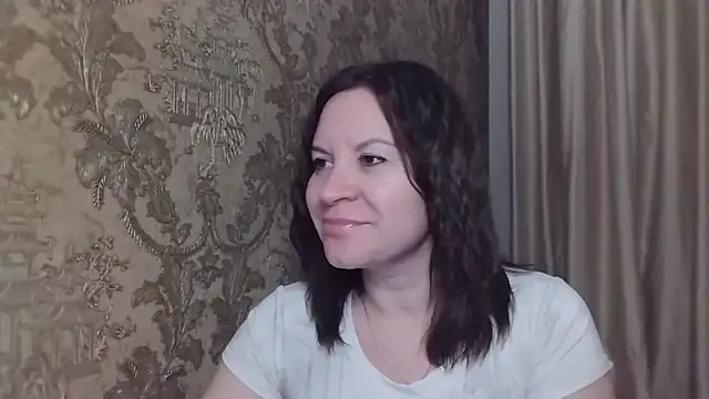 Lauralison online show from 17, 7, 2026