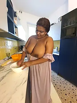 MorenaVanilla online show from 2, 8, 2026