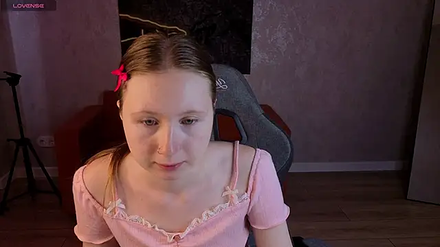 Snapshot of LiliTiny chatting on 27, 6, 2026 LiliTiny online show from 27, 6, 2026
