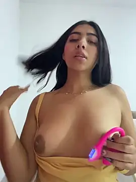 Snapshot of cherry_skinnyy_ chatting on 29, 6, 2026 cherry skinnyy online show from 29, 6, 2026