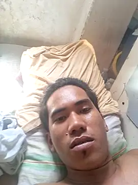 boytoi24 online show from 18, 7, 2026