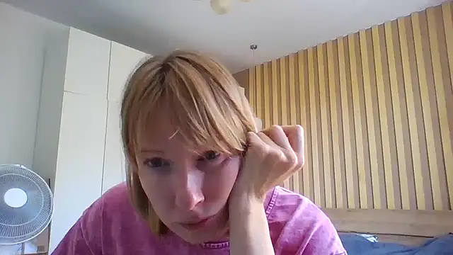 Snapshot of Deloriada chatting on 9, 7, 2026 Deloriada online show from 9, 7, 2026