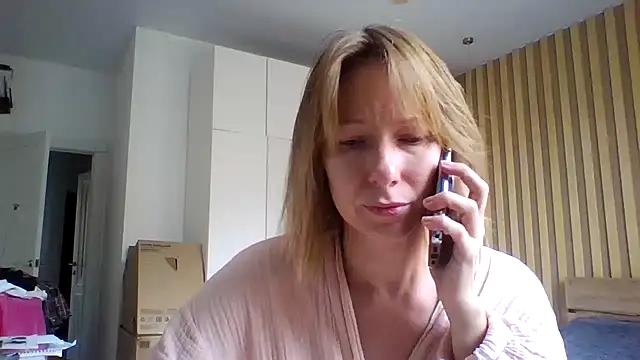 Snapshot of Deloriada chatting on 23, 7, 2026 Deloriada online show from 23, 7, 2026