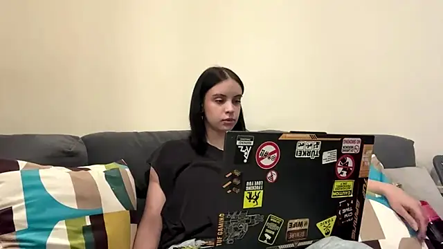 Snapshot of martinienjoyer chatting on 26, 6, 2026 martinienjoyer online show from 26, 6, 2026