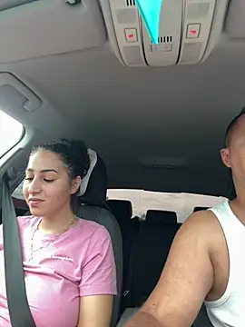 Snapshot of crazzy-couple chatting on 23, 6, 2026 crazzy-couple online show from 23, 6, 2026