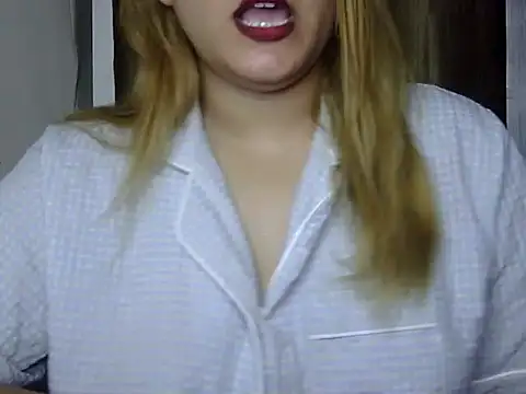 Sexyy Sana online show from 12, 7, 2026