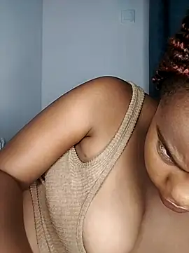 CurvyCharmsTush online show from 24, 6, 2026