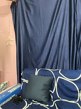 NudeDancingqueen online show from 6, 7, 2026