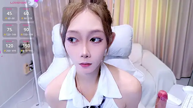 YangYang-0805 online show from 24, 6, 2026