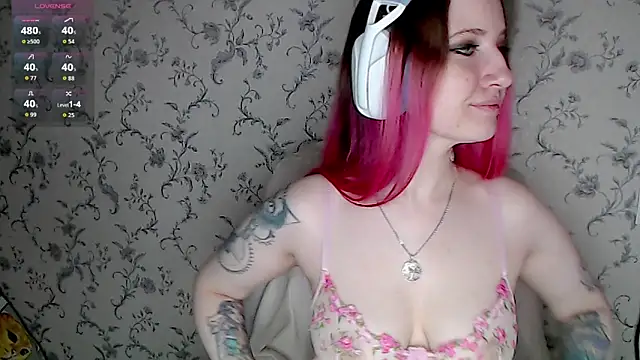 Tastycherrypie online show from 4, 8, 2026