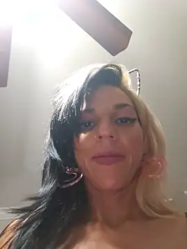 lil jiggly online show from 25, 6, 2026