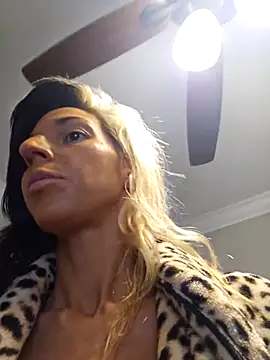 lil jiggly online show from 27, 6, 2026