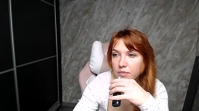 Reginasmilee online show from 24, 2, 2026