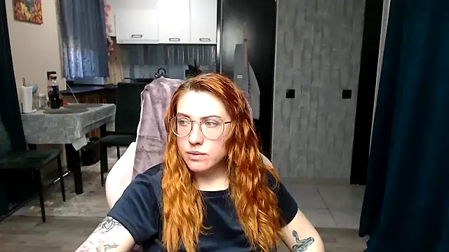 Reginasmilee online show from 23, 4, 2026