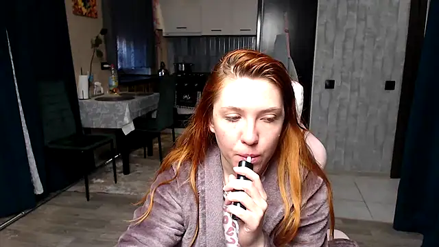 Reginasmilee online show from 27, 4, 2026