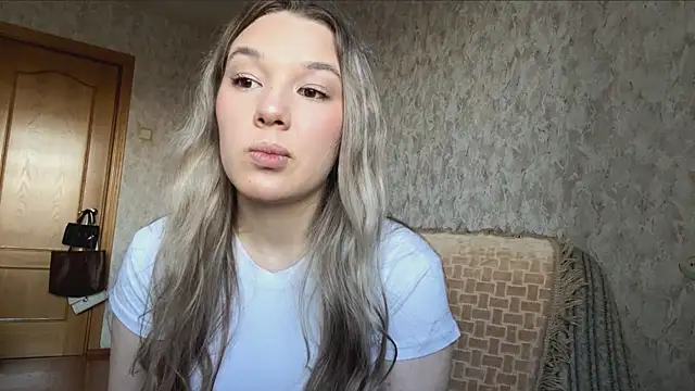 AminaGirl online show from 24, 6, 2026