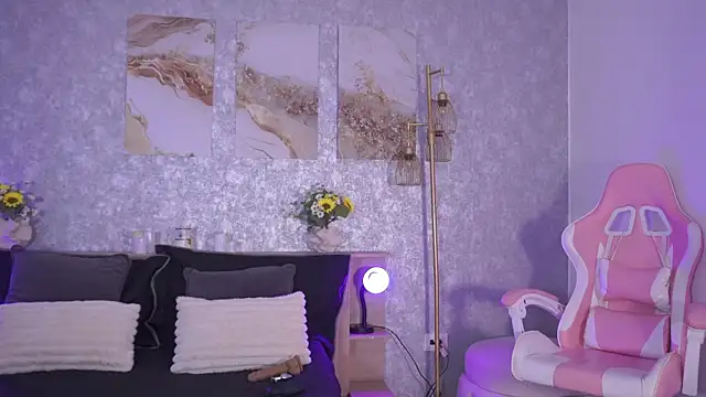 SarahPreston online show from 3, 7, 2026