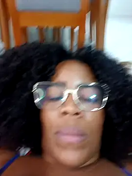 Snapshot of Safira1995 chatting on 23, 7, 2026 Safira1995 online show from 23, 7, 2026