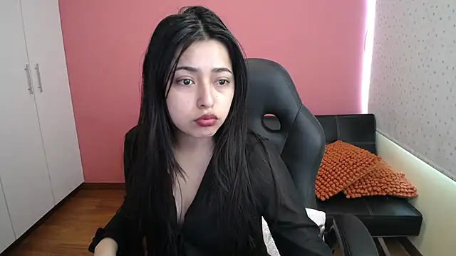 milett444 online show from 31, 7, 2026