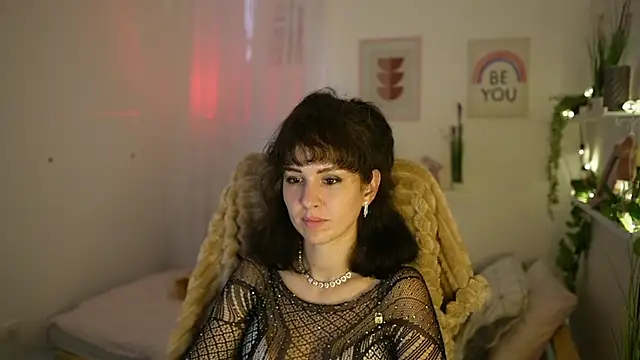 Snapshot of Daisy_Lowe chatting on 28, 7, 2026 Daisy Lowe online show from 28, 7, 2026