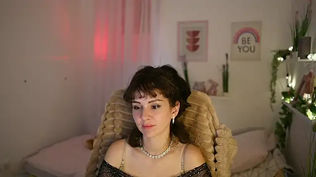 Snapshot of Daisy_Lowe chatting on 28, 7, 2026 Daisy Lowe online show from 28, 7, 2026