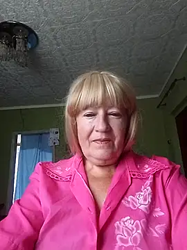 EmmaSwan555 online show from 24, 7, 2026