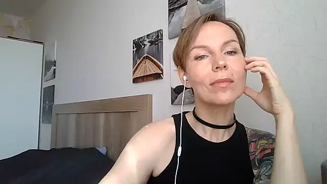 SunKissedxx online show from 26, 6, 2026