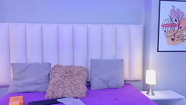 charlottegreey  online show from 22, 7, 2026