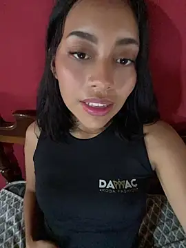 camilainocente69 online show from 11, 7, 2026