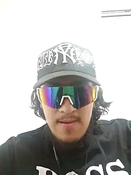 ALEXANDERCHILUDO online show from 23, 7, 2026