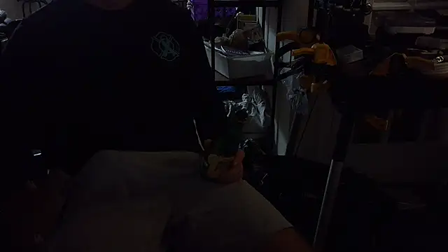 LoganBry77 online show from 1, 7, 2026