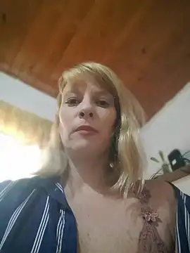 CarmenAmorosa online show from 24, 7, 2026