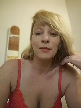 CarmenAmorosa online show from 28, 7, 2026