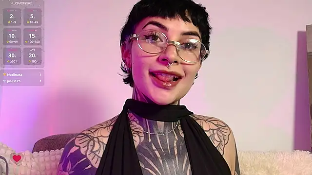 Luana Fiore0 online show from 25, 7, 2026