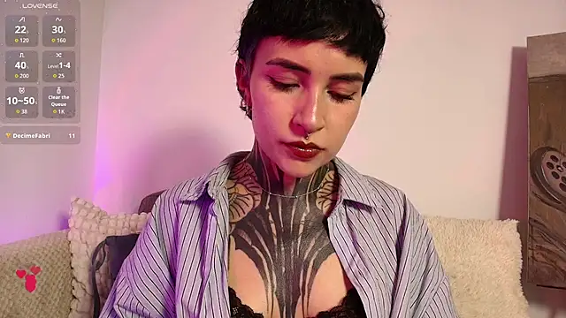 Luana Fiore0 online show from 26, 7, 2026