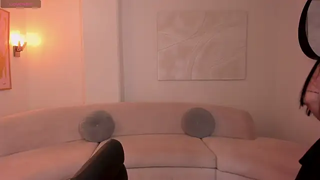 EmmaMonroe1 online show from 24, 7, 2026