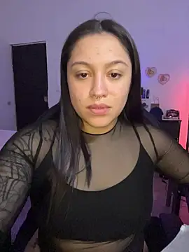 Lilyhotson online show from 27, 7, 2026