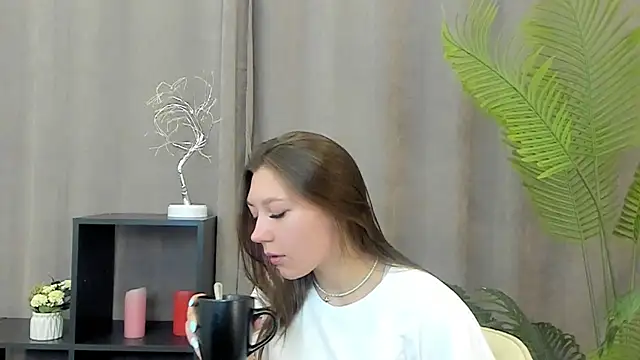 Snapshot of CarlitaThomley chatting on 3, 7, 2026 CarlitaThomley online show from 3, 7, 2026