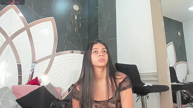 Snapshot of Veronica_M0ntiel chatting on 22, 7, 2026 Veronica M0ntiel online show from 22, 7, 2026