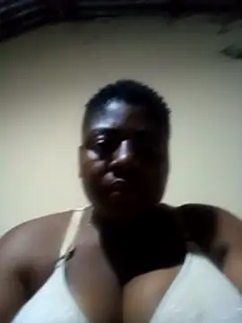 Snapshot of mwende_1 chatting on 4, 7, 2026 mwende 1 online show from 4, 7, 2026