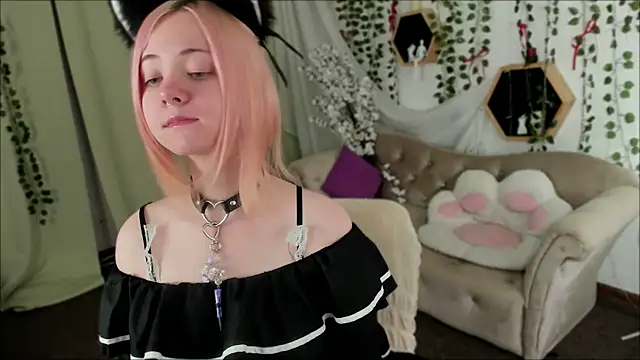 Miiu miiu online show from 28, 7, 2026