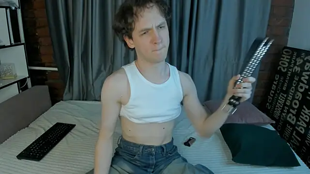 Arrogant Eli online show from 17, 7, 2026