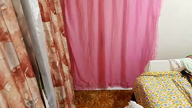 Snapshot of GoddessThumbelina chatting on 27, 7, 2026 GoddessThumbelina online show from 27, 7, 2026